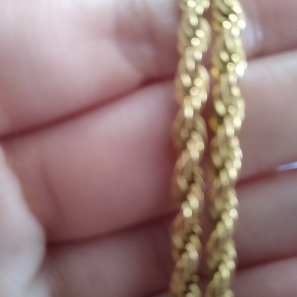 Double chain - Picture 2 of 4